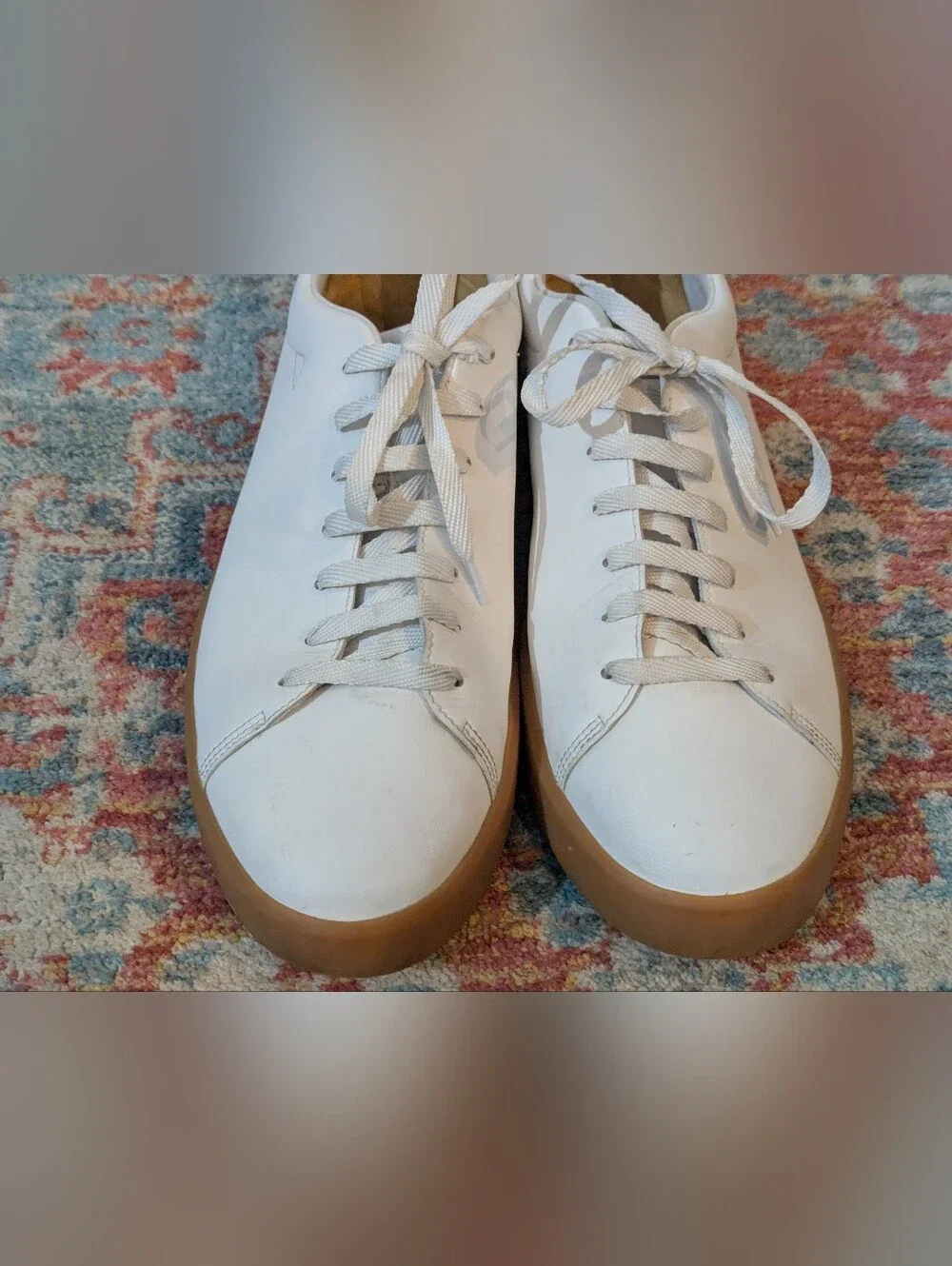 Everlane The ReLeather Tennis Shoe Size Men's 12 Women's 14 White / Gum Sole